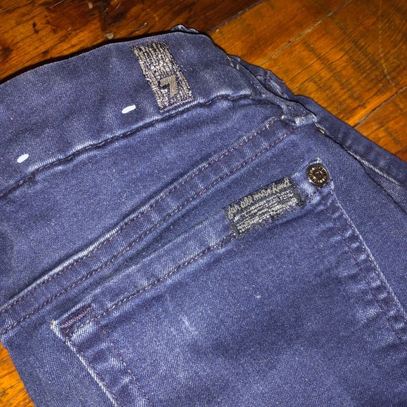 Very lightly worn 7 for all mankind jeans size 27 - Picture 3 of 6